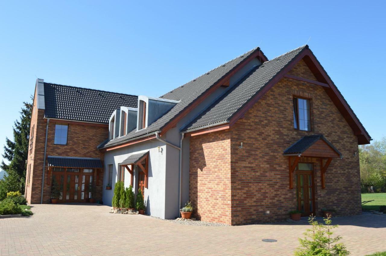 Vila Lipa Nový Bor 外观 照片